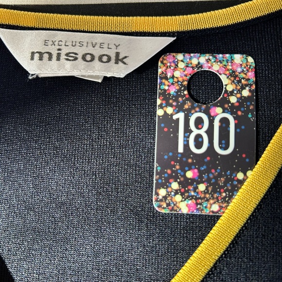 4/$20 Exclusively Misook Navy Yellow Trim V-Neck Sweater Top Small - Picture 4 of 4